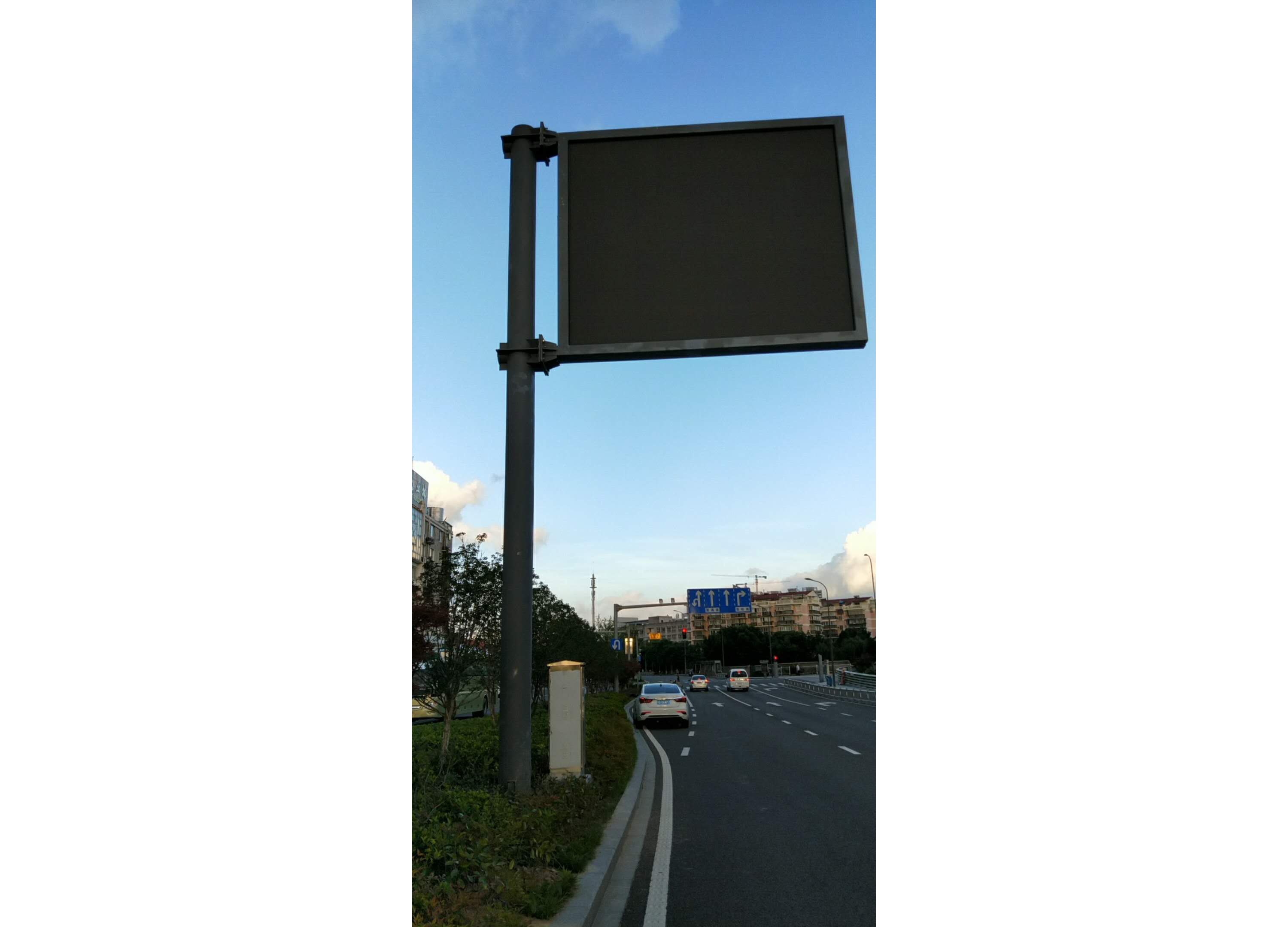 LED诱导屏